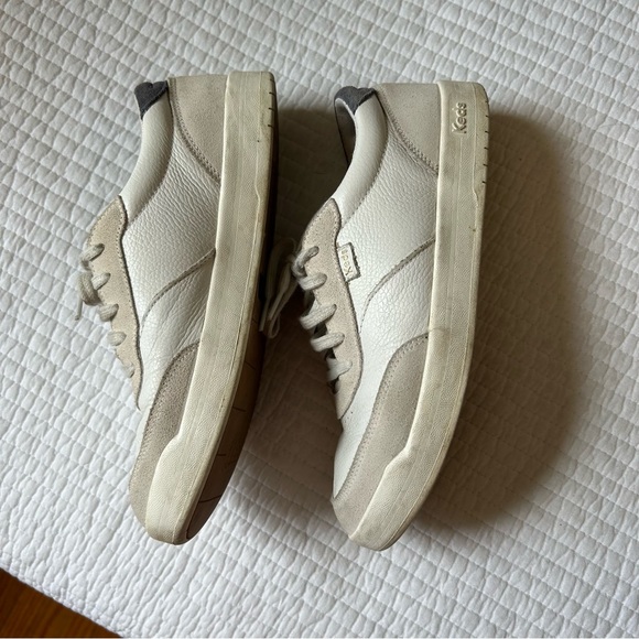 Keds women’s Ace lace up 7.5 leather shoes - Picture 2 of 6